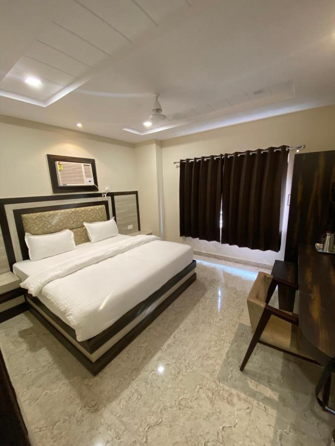 Hotel Blue Sky Haridwār Exterior photo
