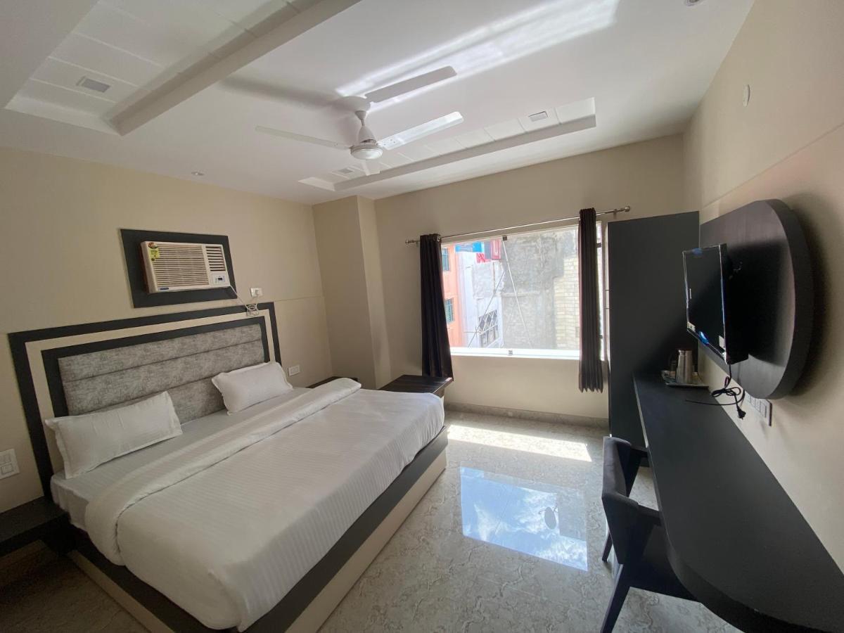 Hotel Blue Sky Haridwār Exterior photo